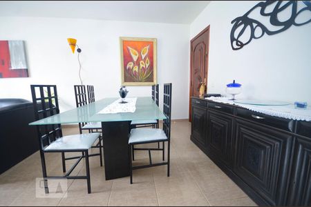 Sala de apartamento à venda com 3 quartos, 114m² em Santa Rosa, Niterói
