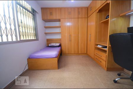 Apartamento à venda com 114m², 3 quartos e 1 vagaQuarto 2