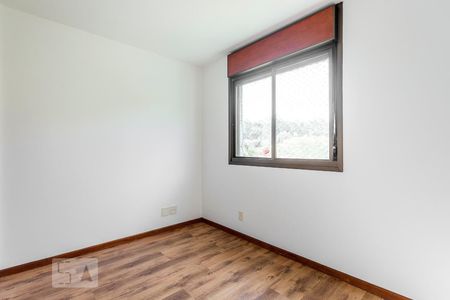 Quarto 1 de apartamento para alugar com 3 quartos, 80m² em Jardim Carvalho, Porto Alegre