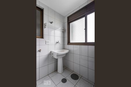 Apartamento para alugar com 80m², 3 quartos e 1 vagaÁrea de Serviço