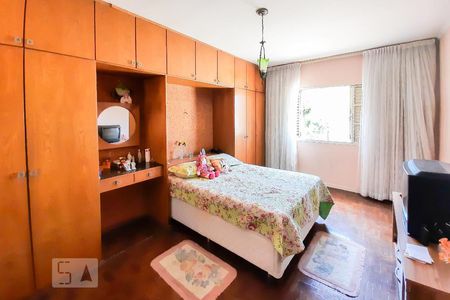 Quarto 1 de casa para alugar com 3 quartos, 160m² em Paulicéia, São Bernardo do Campo