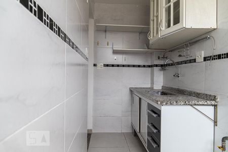 Cozinha de apartamento para alugar com 1 quarto, 45m² em Vila Buarque, São Paulo