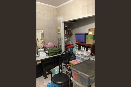 Casa à venda com 150m², 3 quartos e 2 vagasQuarto de Serviço