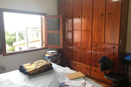 Casa à venda com 150m², 3 quartos e 2 vagasSuíte