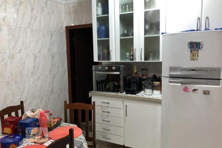 Casa à venda com 150m², 3 quartos e 2 vagasCozinha
