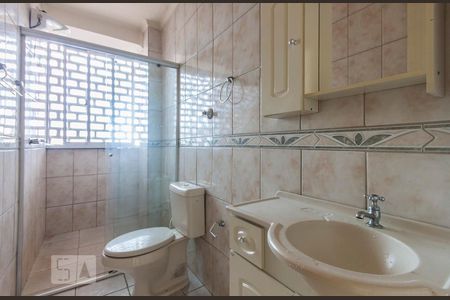 Banheiro de apartamento para alugar com 1 quarto, 42m² em Centro Histórico, Porto Alegre