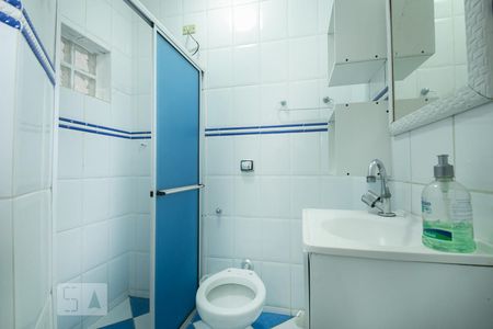 Casa à venda com 160m², 6 quartos e 2 vagasBanheiro