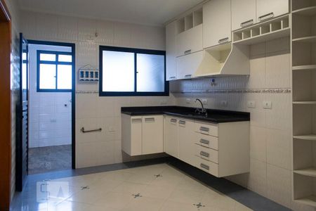 Apartamento à venda com 133m², 3 quartos e 2 vagasCOZINHA