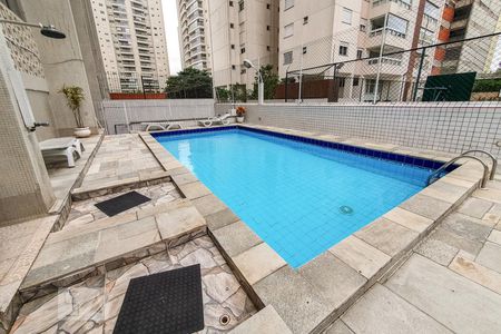 Apartamento para alugar com 80m², 2 quartos e sem vaga Apartamento para alugar com 80m², 2 quartos e sem vagaÁrea comum - Piscina