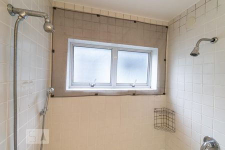 Casa para alugar com 220m², 3 quartos e 2 vagas Casa para alugar com 220m², 3 quartos e 2 vagasBanheiro 1