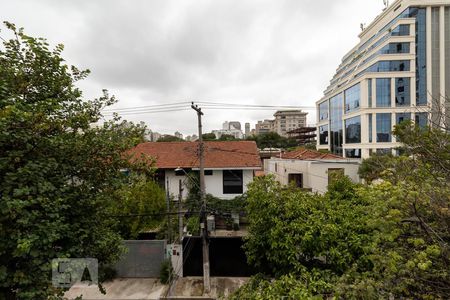 Casa para alugar com 220m², 3 quartos e 2 vagas Casa para alugar com 220m², 3 quartos e 2 vagasVista do terraço do sótão