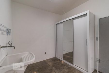 Casa para alugar com 220m², 3 quartos e 2 vagas Casa para alugar com 220m², 3 quartos e 2 vagasÁrea de serviço