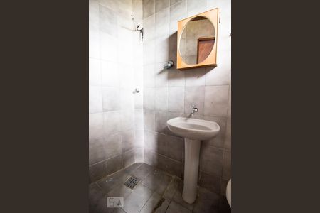 Banheiro da Suíte de casa para alugar com 1 quarto, 50m² em Vila Comercial, Jundiaí