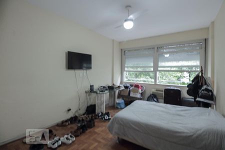 Apartamento à venda com 160m², 3 quartos e sem vaga Apartamento à venda com 160m², 3 quartos e sem vagaquarto2