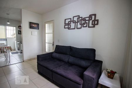 Sala de apartamento à venda com 2 quartos, 56m² em Jardim Guanabara, Jundiaí