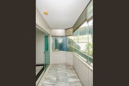 varanda da Sala de Estar de apartamento para alugar com 4 quartos, 225m² em Buritis, Belo Horizonte