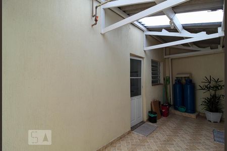Casa à venda com 235m², 3 quartos e 2 vagasQuintal