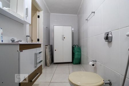 Casa à venda com 235m², 3 quartos e 2 vagasSuíte Quarto Reversível