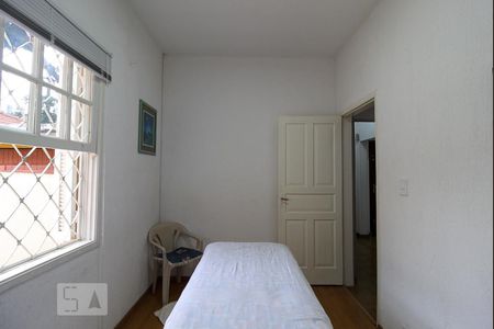 Casa à venda com 235m², 3 quartos e 2 vagasQuarto 2