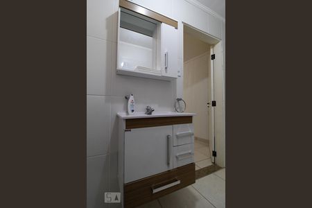 Casa à venda com 235m², 3 quartos e 2 vagasSuíte Quarto Reversível