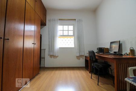 Casa à venda com 235m², 3 quartos e 2 vagasQuarto 3