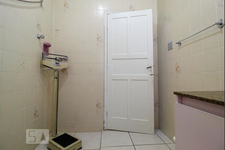 Casa à venda com 235m², 3 quartos e 2 vagasBanheiro