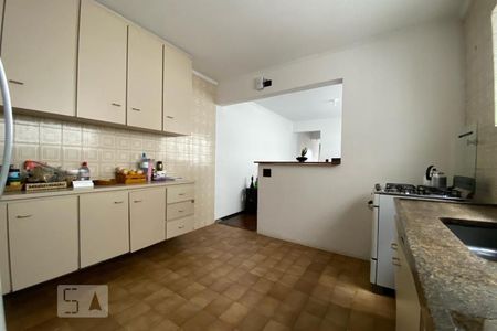 Casa à venda com 150m², 3 quartos e 2 vagasCozinha