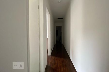 Casa à venda com 150m², 3 quartos e 2 vagasCorredor