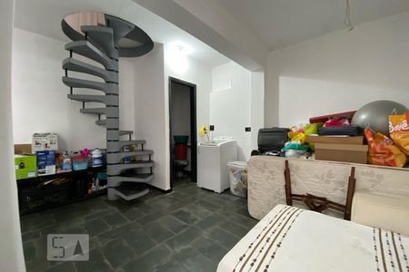 Casa à venda com 150m², 3 quartos e 2 vagasÁrea de Serviço