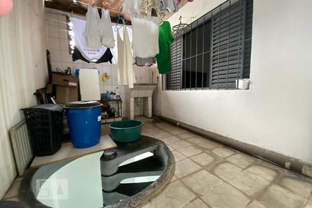 Casa à venda com 150m², 3 quartos e 2 vagasLavanderia