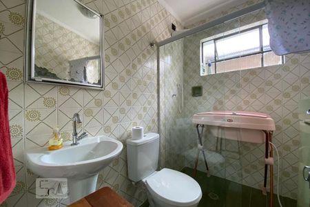 Casa à venda com 150m², 3 quartos e 2 vagasBanheiro