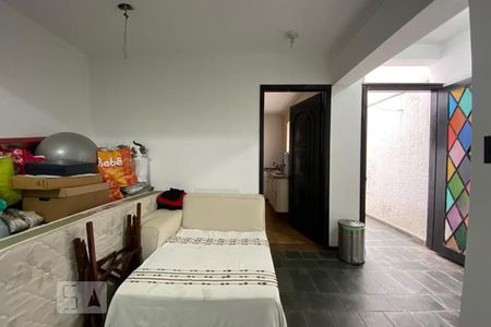 Casa à venda com 150m², 3 quartos e 2 vagasÁrea de Serviço