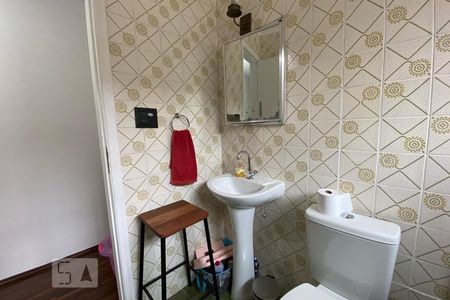 Casa à venda com 150m², 3 quartos e 2 vagasBanheiro