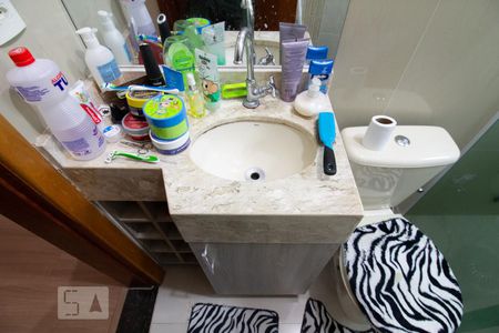 Casa à venda com 230m², 3 quartos e 3 vagasBanheiro da Suíte 3