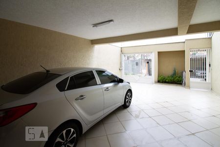 Casa à venda com 230m², 3 quartos e 3 vagasGaragem