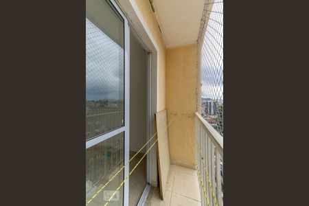 Apartamento à venda com 60m², 3 quartos e 1 vaga Apartamento à venda com 60m², 3 quartos e 1 vagaVaranda