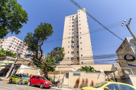 Apartamento à venda com 60m², 3 quartos e 1 vaga Apartamento à venda com 60m², 3 quartos e 1 vagaFachada do Condomínio