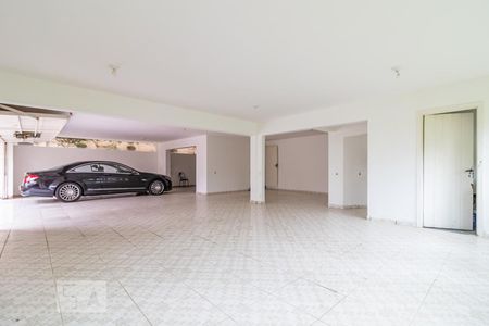 Casa de condomínio para alugar com 900m², 8 quartos e 4 vagas Casa de condomínio para alugar com 900m², 8 quartos e 4 vagasGaragem