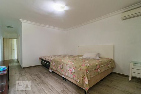 Casa de condomínio para alugar com 900m², 8 quartos e 4 vagas Casa de condomínio para alugar com 900m², 8 quartos e 4 vagasSuíte 1