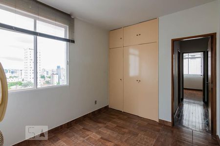 Sala 3 de apartamento para alugar com 2 quartos, 100m² em Anchieta, Belo Horizonte
