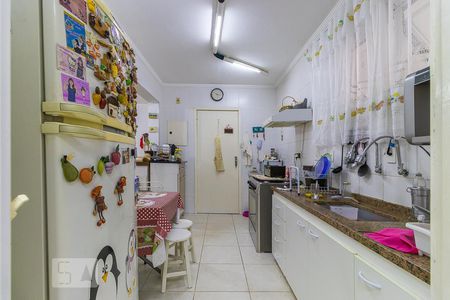 Apartamento à venda com 74m², 2 quartos e 1 vaga Apartamento à venda com 74m², 2 quartos e 1 vagaCozinha