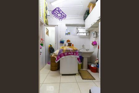 Apartamento à venda com 74m², 2 quartos e 1 vaga Apartamento à venda com 74m², 2 quartos e 1 vagaÁrea de serviço