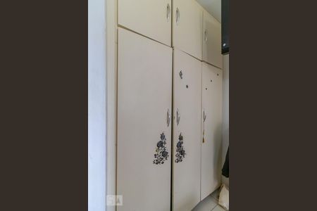 Quarto 1 - Armários de apartamento à venda com 2 quartos, 74m² em Centro, Campinas