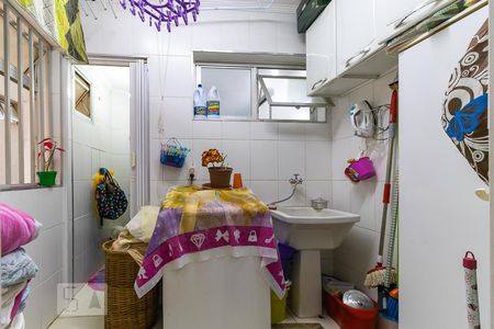 Apartamento à venda com 74m², 2 quartos e 1 vaga Apartamento à venda com 74m², 2 quartos e 1 vagaÁrea de serviço