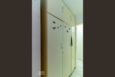 Apartamento à venda com 74m², 2 quartos e 1 vaga Apartamento à venda com 74m², 2 quartos e 1 vagaQuarto 2 - Armários