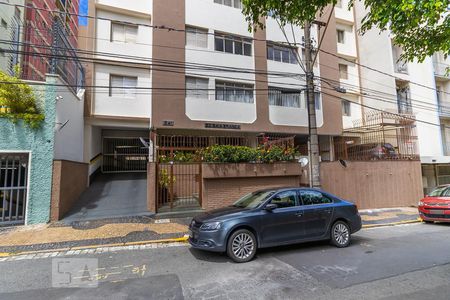 Apartamento à venda com 74m², 2 quartos e 1 vaga Apartamento à venda com 74m², 2 quartos e 1 vagaFachada