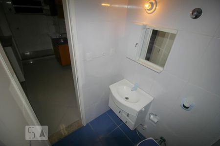 Apartamento à venda com 45m², 1 quarto e sem vagaBanheiro