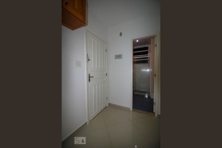 Entrada de apartamento à venda com 1 quarto, 45m² em Glória, Rio de Janeiro