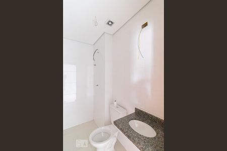 Banheiro de apartamento à venda com 1 quarto, 36m² em Vila Nhocuné, São Paulo