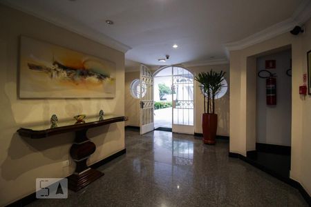 Apartamento à venda com 35m², 1 quarto e 1 vaga Apartamento à venda com 35m², 1 quarto e 1 vagaHall